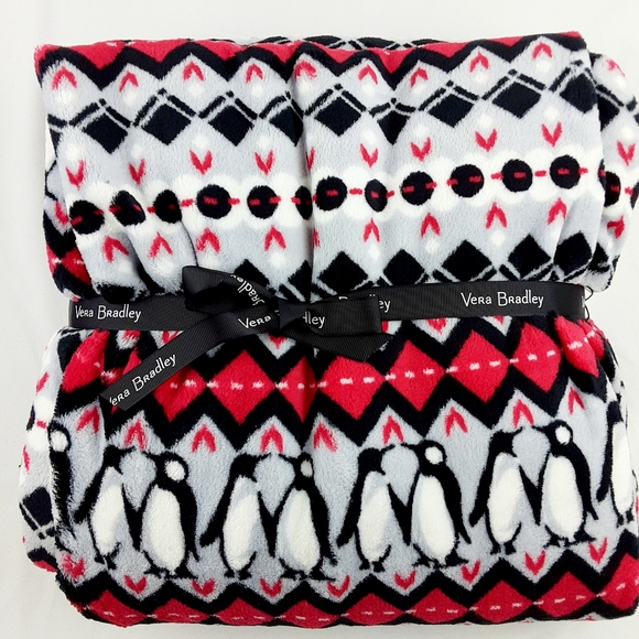Vera Bradley Bedding Nwt Vera Bradley Throw Blanket Penguins Intarsia Poshmark